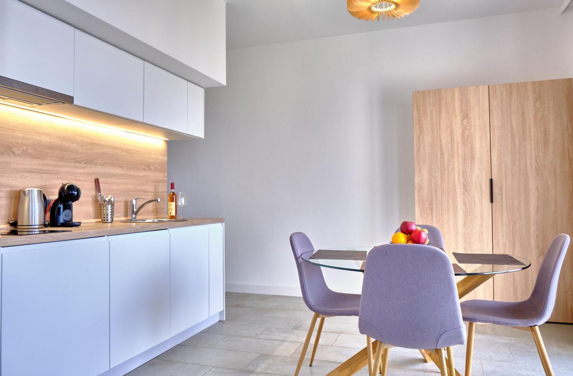 Apartments Magic Box II Utjeha-Bušat Eksteriør billede