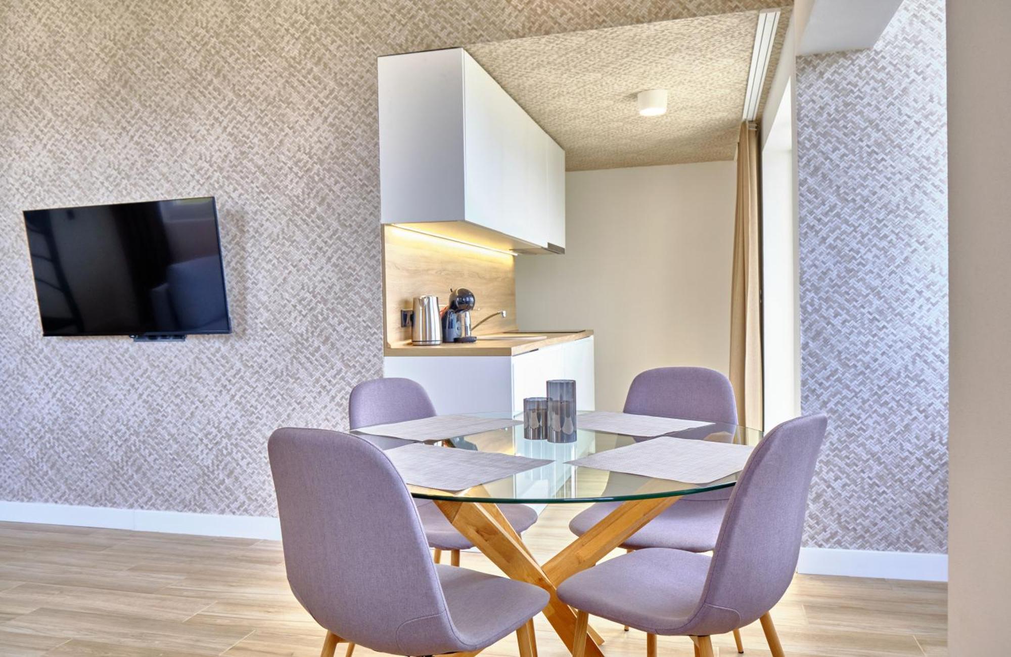 Apartments Magic Box II Utjeha-Bušat Eksteriør billede